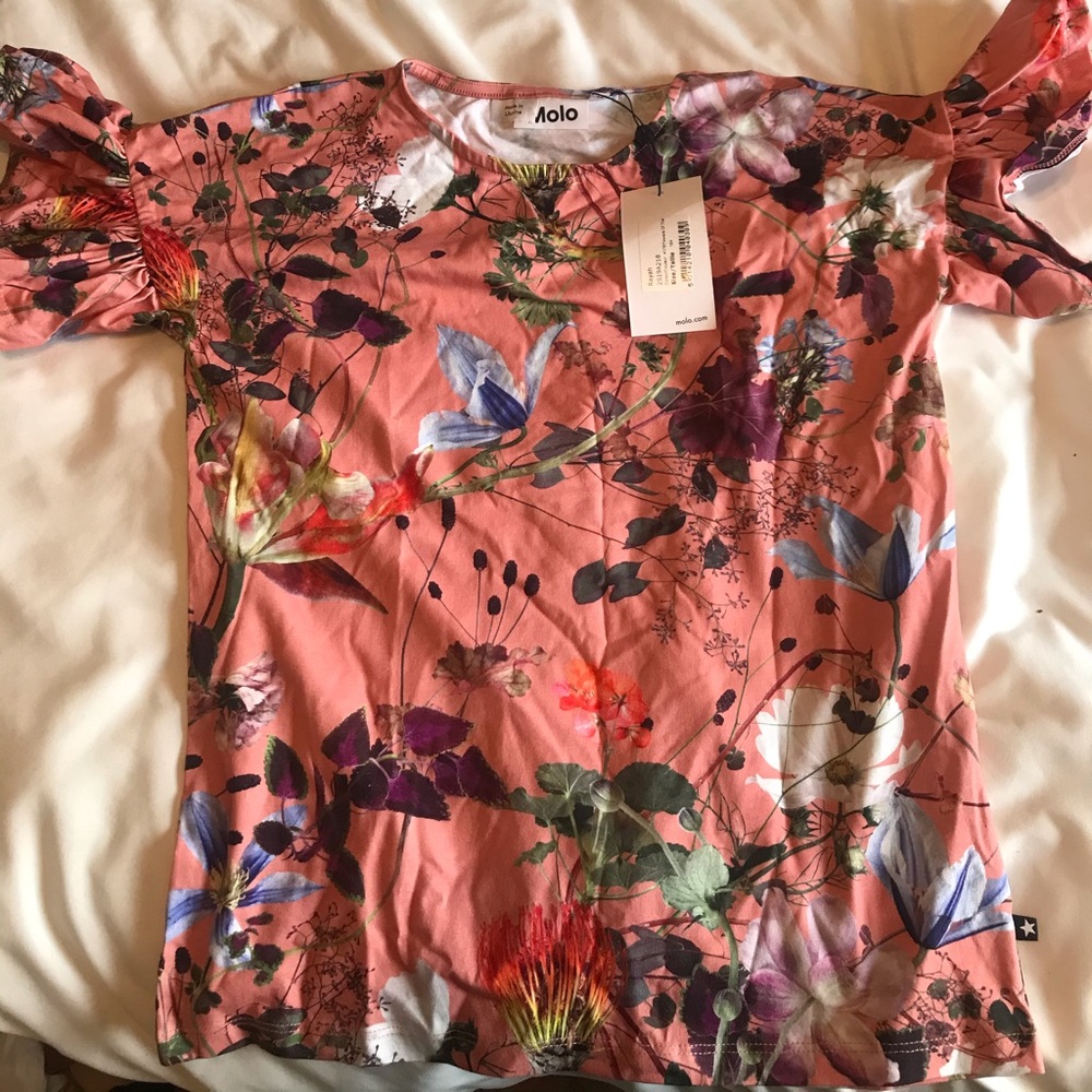 Molo top. Kids young adult small